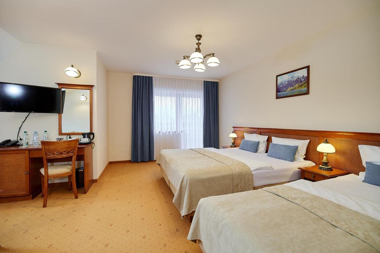 Hotel Burkaty เบียลกาตัทร์ชันสกา ภายนอก รูปภาพ
